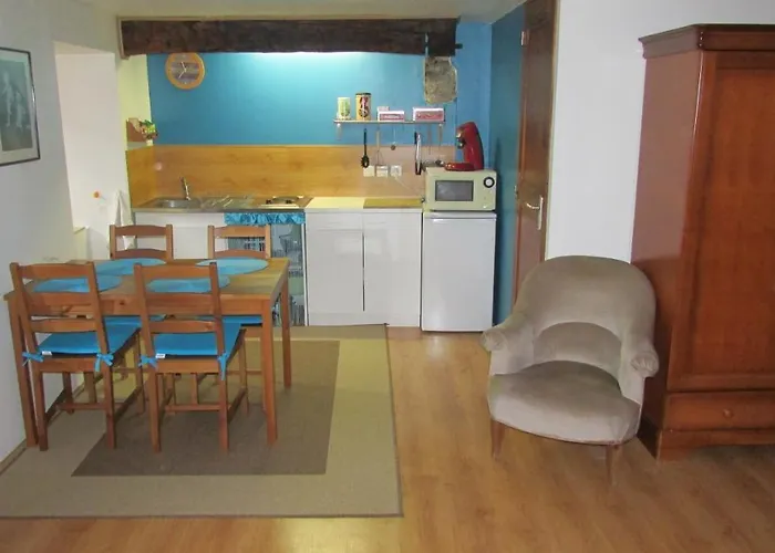 Meuble Dans Maison De Village Apartment